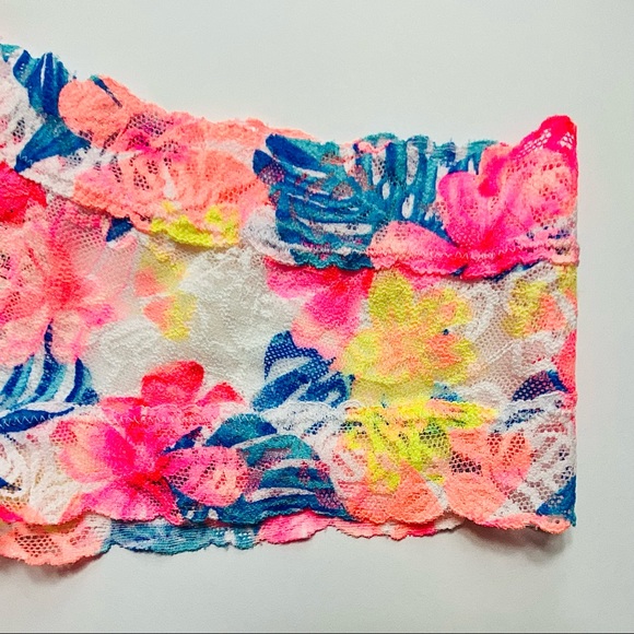 โค VS/PINK Tropical Cheekies - Picture 3 of 6